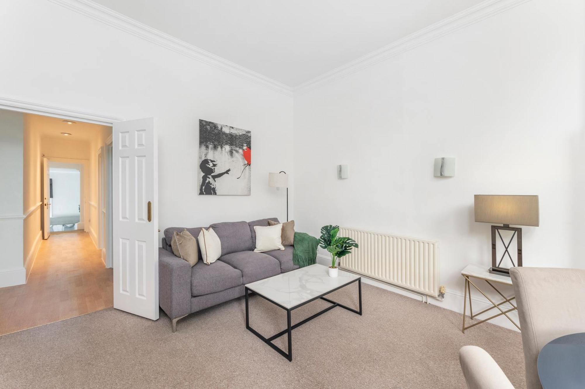2 Min Walk Earls Court Station - Luxury 2 Bedroom Flat London Exterior foto