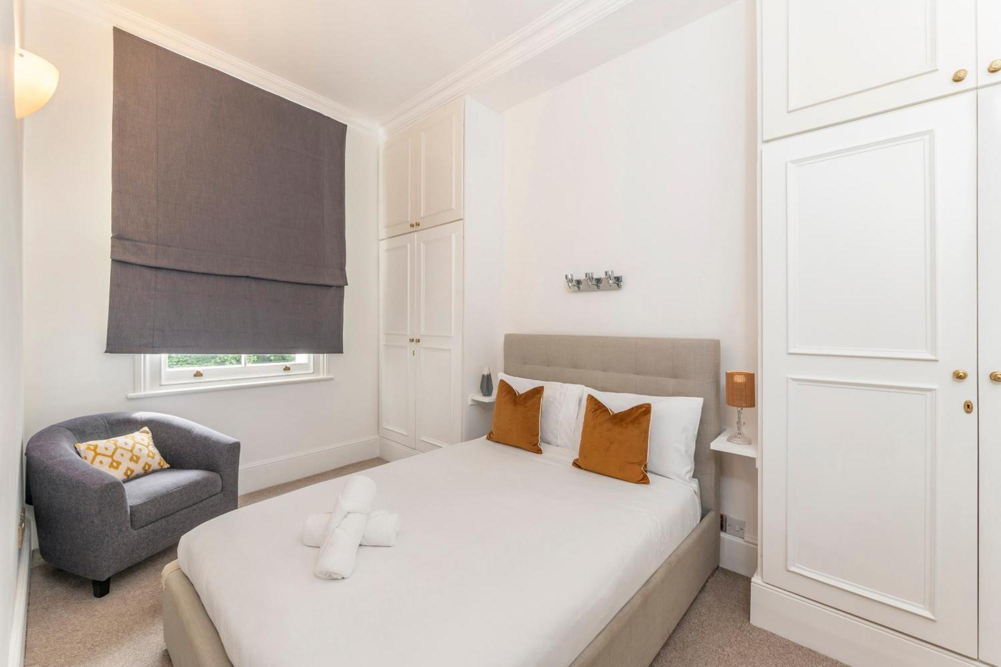 2 Min Walk Earls Court Station - Luxury 2 Bedroom Flat London Exterior foto